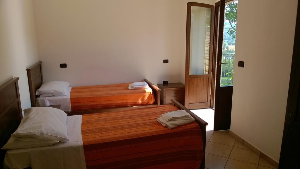 Agriturismo Za Beata Bed & Breakfast Penna Sant'Andrea Exterior photo