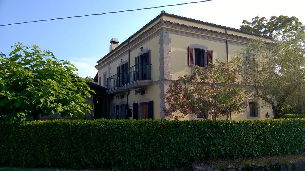Agriturismo Za Beata Bed & Breakfast Penna Sant'Andrea Exterior photo